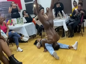 Sex partie pour les bachelières...